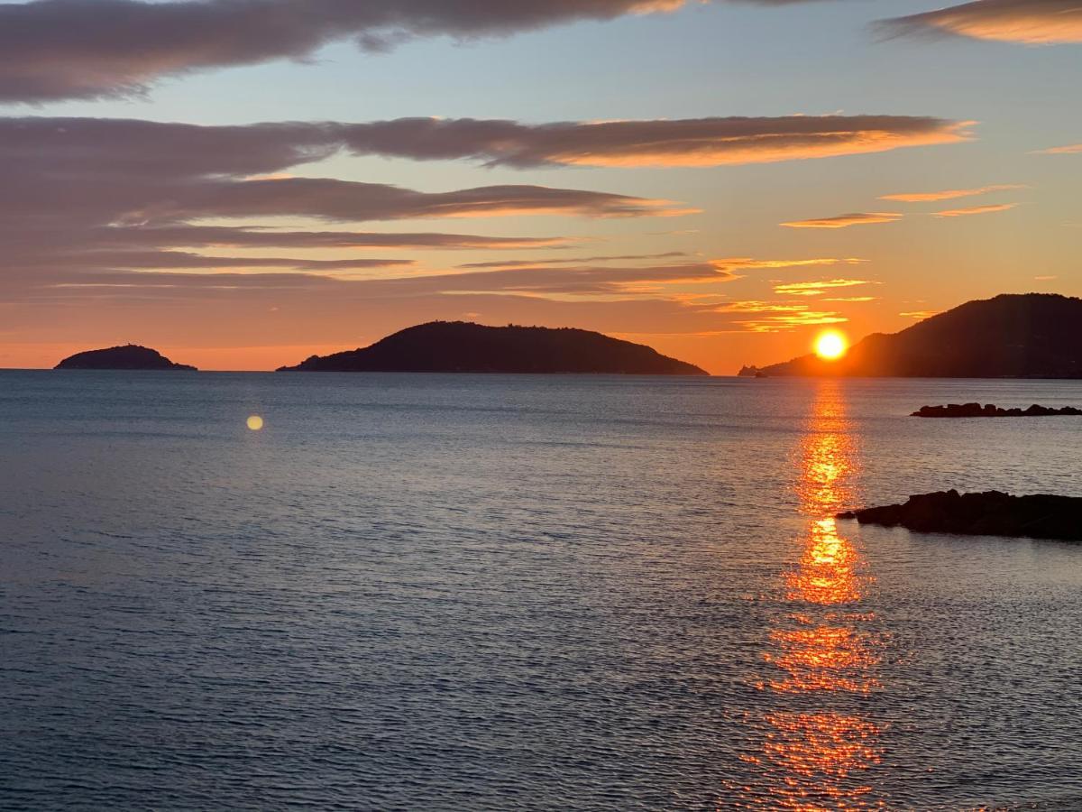 Minisuite Lerici Exteriér fotografie